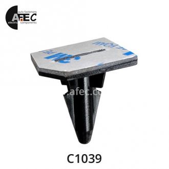 Клипса стекла с клейкой основой Toyota Lexus 6481826030 Клипса стекла с клейкой основой Toyota Lexus 6481826030