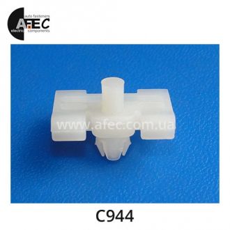 Клипса молдинга Mercedes 0069883078 Клипса молдинга Mercedes 0069883078