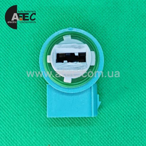 Патрон автолампы 3157 2U5Z-13411-HA Патрон автолампы 3157 2U5Z-13411-HA
