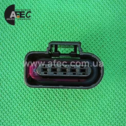 Разъем 5к 8k0973705