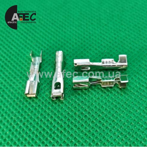Клемма гнездовая ST730383-3 ST730186-3 Клемма гнездовая ST730383-3 ST730186-3