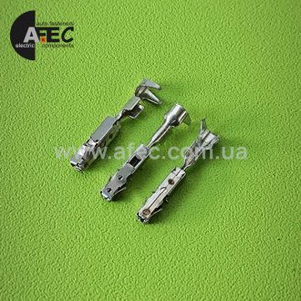 Клемма гнездовая 1241380-1 1534334-1 Клемма гнездовая 1241380-1 1534334-1