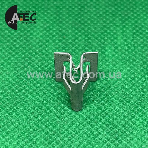 Скоба Renault Ford 15748479 Скоба Renault Ford 15748479