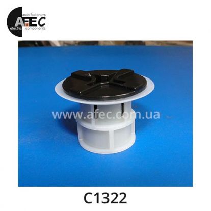 Купить авто крепеж клипсу на автомобилиToyota 90467A0029A0 на