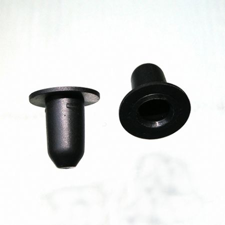 Втулки та прокладки