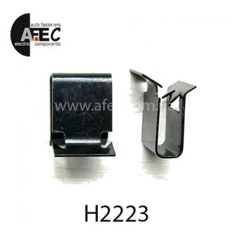 Кронштейн Volkswagen 8L0807180 Кронштейн Volkswagen 8L0807180