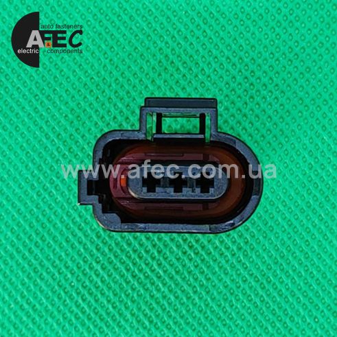 Разъём 4к 1J0973703B