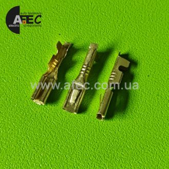 Клема гніздова (мама) серії 2.8мм під кабель 0,5-1мм із зовнішнім фіксатором Клема гніздова (мама) серії 2.8мм під кабель 0,5-1мм із зовнішнім фіксатором