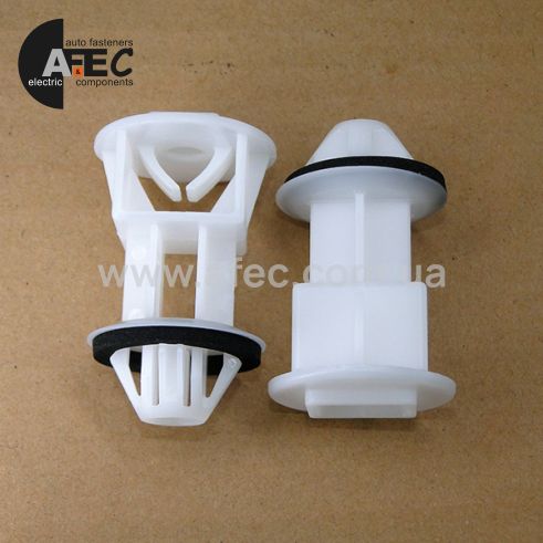 Клипса Mercedes A0009911495