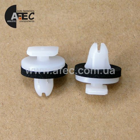 Клипса Citroen Peugeot GM YQ00114080 39031882 Клипса Citroen Peugeot GM YQ00114080 39031882