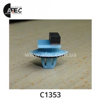 Клипса Toyota Клипса Toyota