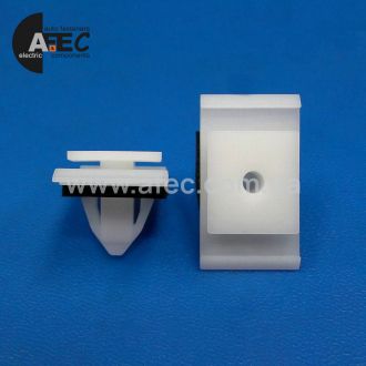 Кліпса Hyundai 87758D2000 Кліпса Hyundai 87758D2000