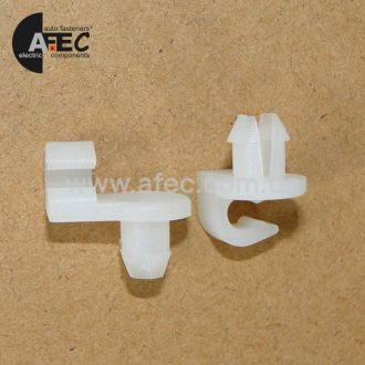 Клипса Audi 893839821