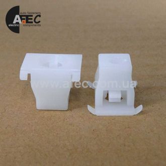 Клипса Peugeot Citro&euml;n DS Opel 9817524380